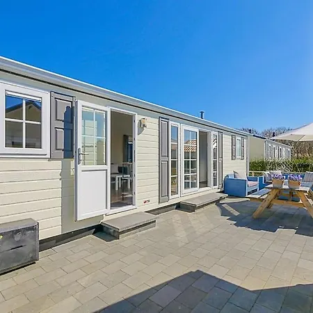 Luttikduin Nr 19 - Aan Zee * Callantsoog