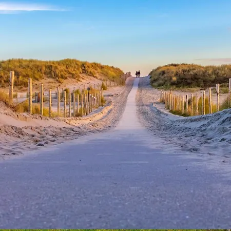 Luttikduin Nr 19 - Aan Zee * Callantsoog