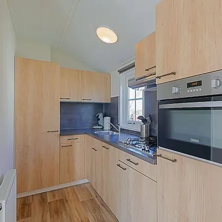 Chalet Luttikduin Nr 19 - Aan Zee